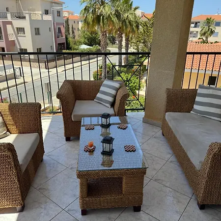 Golden Hour At King Danaos Appartement Paphos